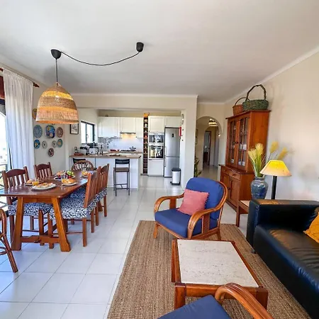 Apartment T2 C/ Varandas & Redes - Da Rocha 10min Portimao