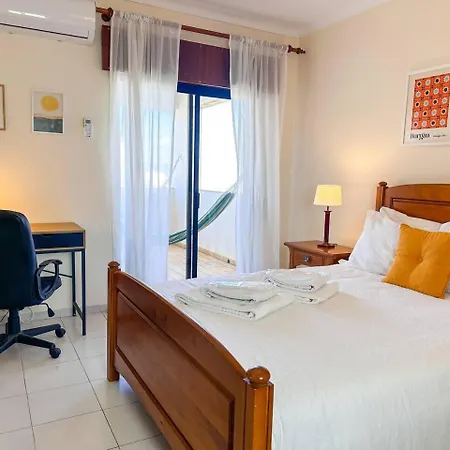 Apartment T2 C/ Varandas & Redes - Da Rocha 10min Portimao