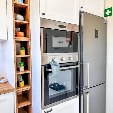 Apartment T2 C/ Varandas & Redes - Da Rocha 10min Portimao