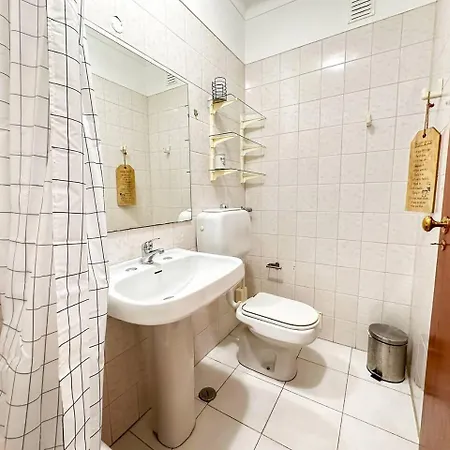 Apartment T2 C/ Varandas & Redes - Da Rocha 10min *