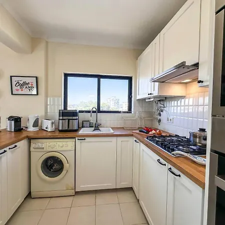 T2 C/ Varandas & Redes - Da Rocha 10min Apartment