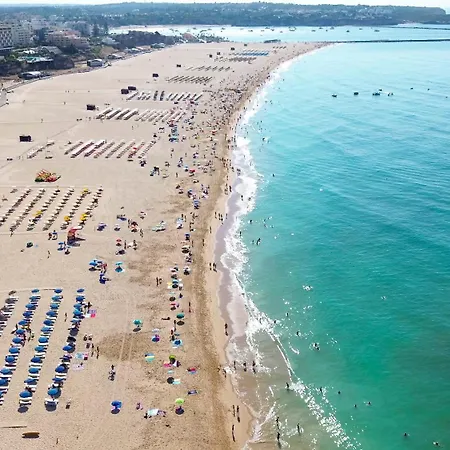 T2 C/ Varandas & Redes - Da Rocha 10min Portimao